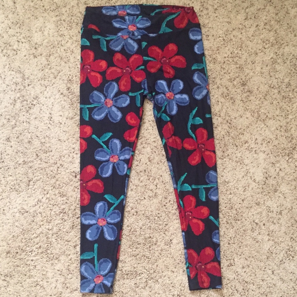 Lularoe Black Floral Leggings TC